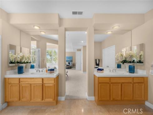 18 Lakeside Drive, Buena Park, CA