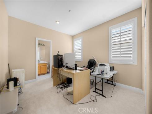 18 Lakeside Drive, Buena Park, CA