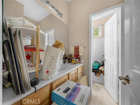 18 Lakeside Drive, Buena Park, CA