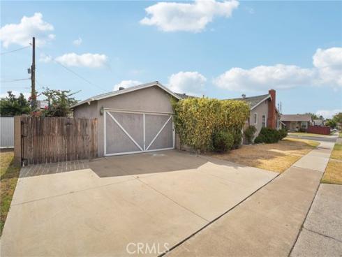 7537 El Cortez Circle, Buena Park, CA