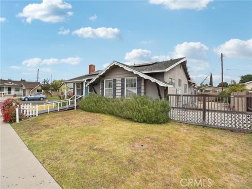 7537  El Cortez   Circle, Buena Park, CA