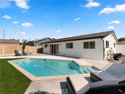 8591 Greenleaf Avenue, Buena Park, CA