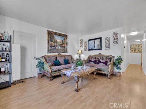 6601  Naomi   Avenue, Buena Park, CA