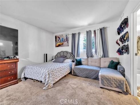 6601  Naomi   Avenue, Buena Park, CA