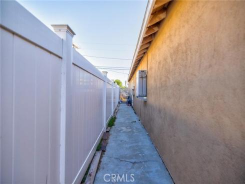 6601  Naomi   Avenue, Buena Park, CA