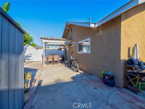 6601  Naomi   Avenue, Buena Park, CA