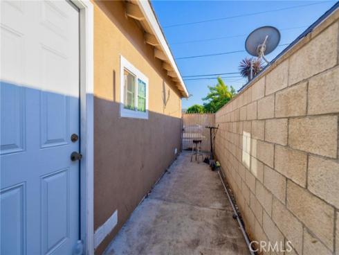 6601  Naomi   Avenue, Buena Park, CA