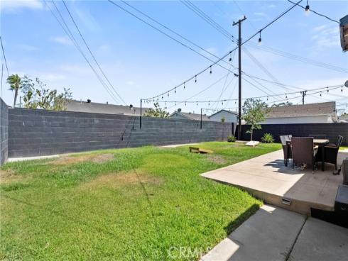 7600  Western   Avenue, Buena Park, CA