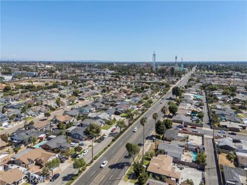 7600  Western   Avenue, Buena Park, CA