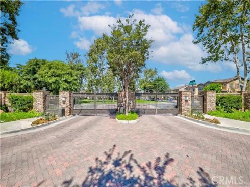 17 Citrus Glen , Buena Park, CA