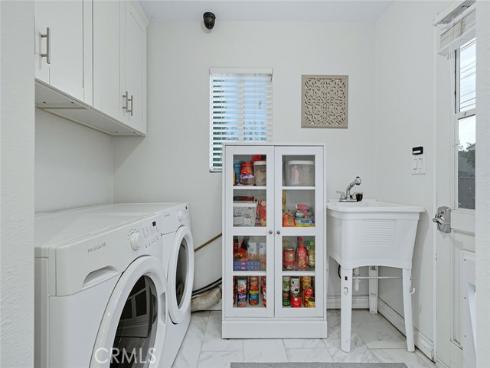 7575  El Escorial  , Buena Park, CA