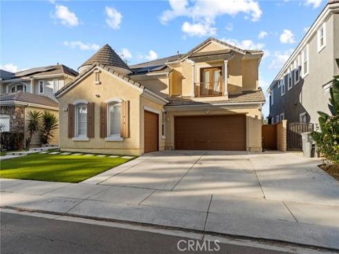 86  Lakeside   Drive, Buena Park, CA