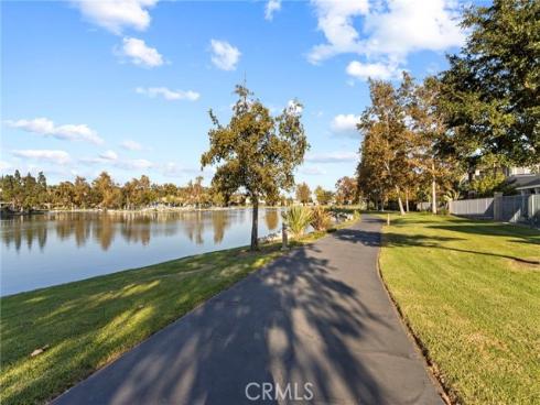 86  Lakeside   Drive, Buena Park, CA