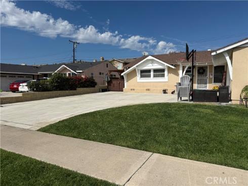 6681  Via Arroyo  , Buena Park, CA
