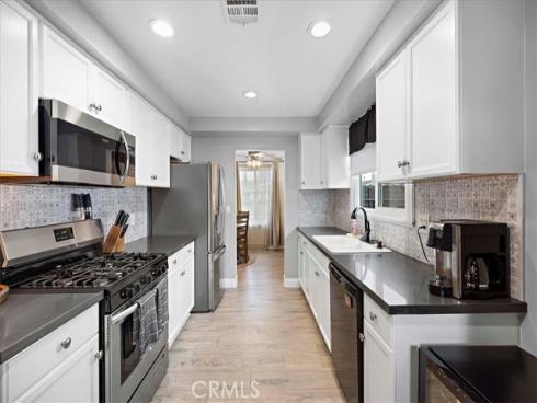 6932 San Joaquin , Buena Park, CA