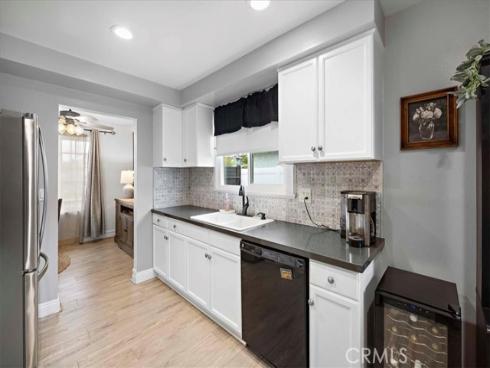 6932 San Joaquin , Buena Park, CA