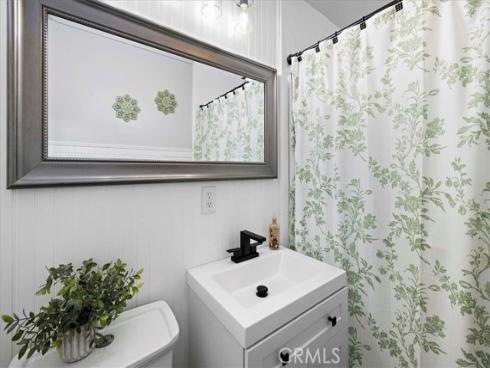 6932 San Joaquin , Buena Park, CA