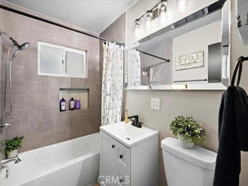 6932 San Joaquin , Buena Park, CA