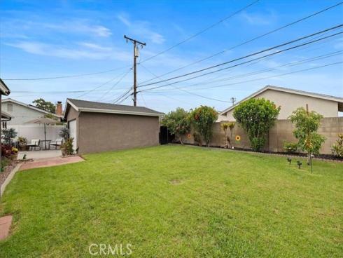 6932 San Joaquin , Buena Park, CA