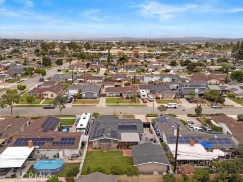 6932 San Joaquin , Buena Park, CA