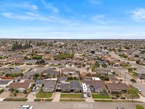 6932 San Joaquin , Buena Park, CA