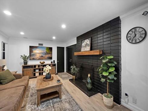 6932 San Joaquin , Buena Park, CA