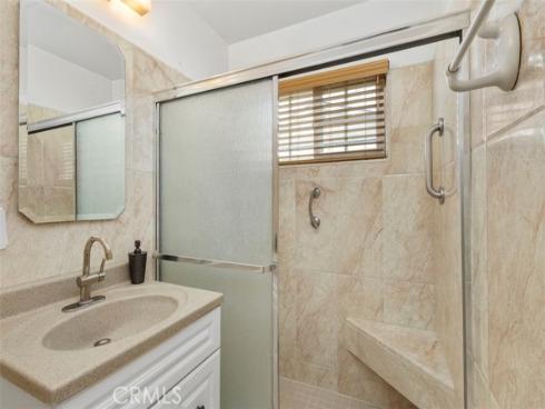 6961 San Julian , Buena Park, CA