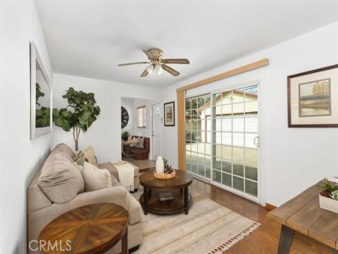 6961 San Julian , Buena Park, CA