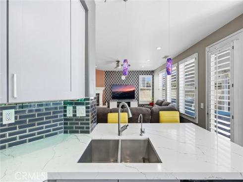 6528  University   Way, Buena Park, CA