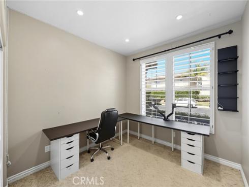 6528  University   Way, Buena Park, CA