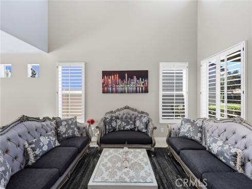 6528  University   Way, Buena Park, CA