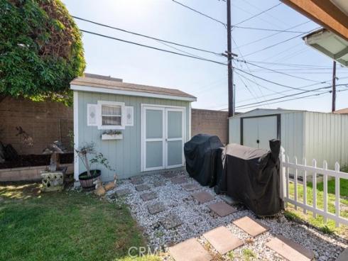 7512  Melrose  , Buena Park, CA