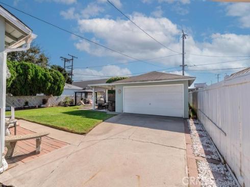 7512  Melrose  , Buena Park, CA