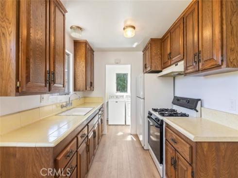 7500  El Chino   Circle, Buena Park, CA