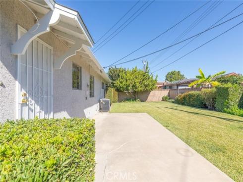 7500  El Chino   Circle, Buena Park, CA