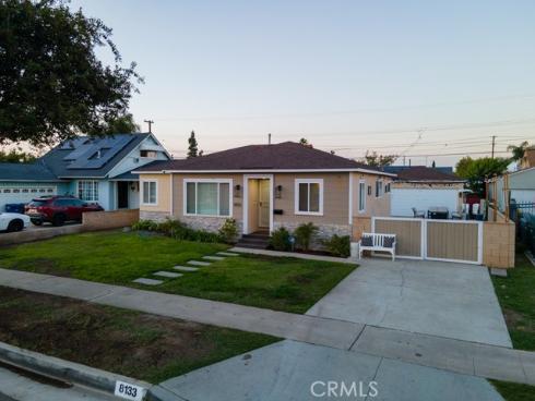 8133  Canterbury  , Buena Park, CA