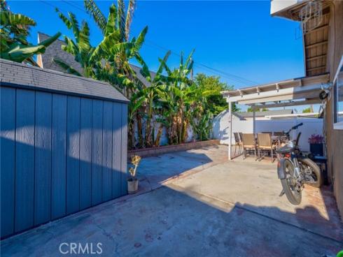 6601  Naomi  , Buena Park, CA