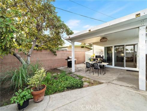 8098  Lime   Circle, Buena Park, CA