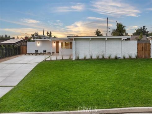 5471  Jonesboro  , Buena Park, CA