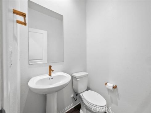 8887  Orangethorpe  , Buena Park, CA