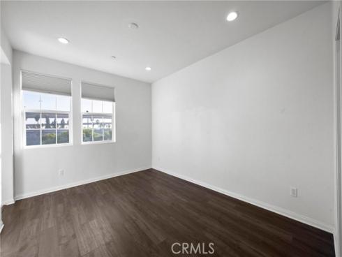 8887  Orangethorpe  , Buena Park, CA