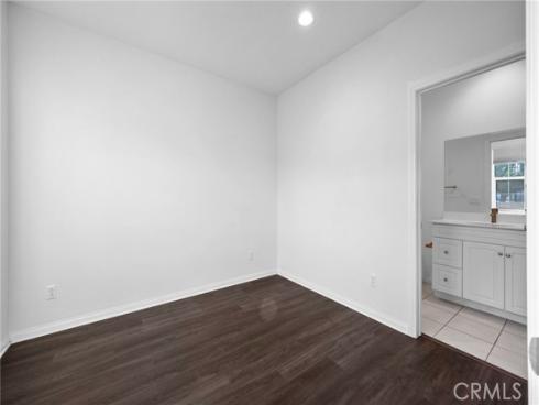 8887  Orangethorpe  , Buena Park, CA