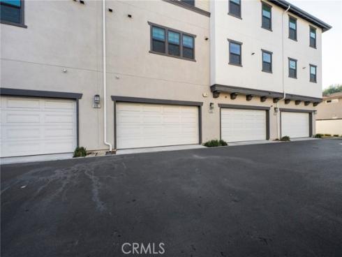 8887  Orangethorpe  , Buena Park, CA