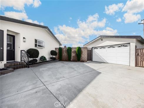 6437  Pheasant   Circle, Buena Park, CA
