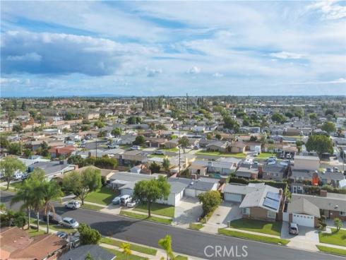 5884  Los Encinos  , Buena Park, CA