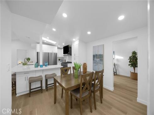 5884  Los Encinos  , Buena Park, CA