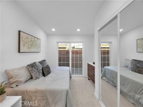 5884  Los Encinos  , Buena Park, CA