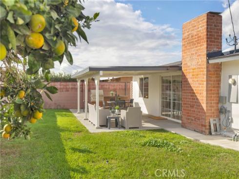 5884  Los Encinos  , Buena Park, CA