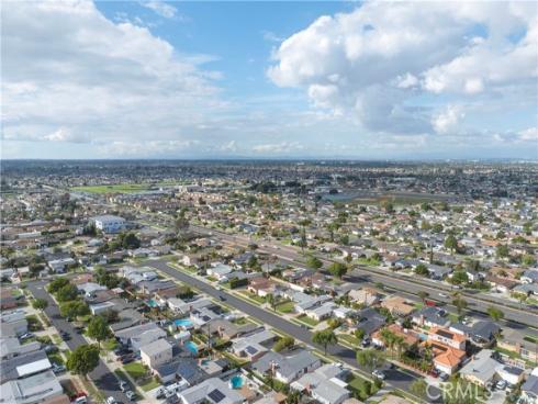 5884  Los Encinos  , Buena Park, CA