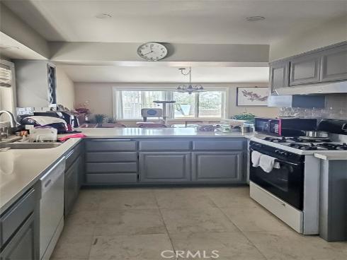 5211 Fox Hills Avenue